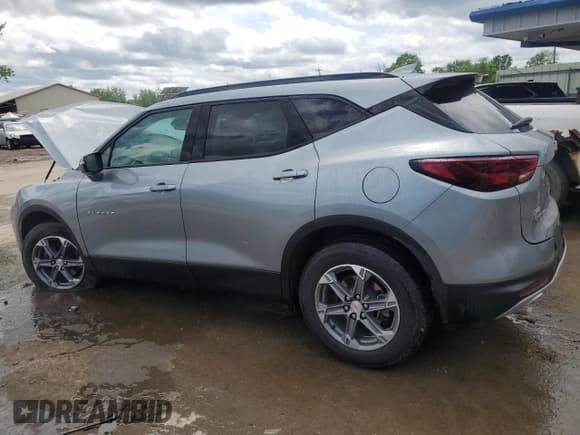 ✅ 2024 Chevrolet Blazer LT • VIN: 3GNKBJRS7RS155204 • Lot: 60127335. Listed on Copart with 8,988 mi. Free auction sales archive from the USA and detailed vehicle history report at DreamBid. Image 2.