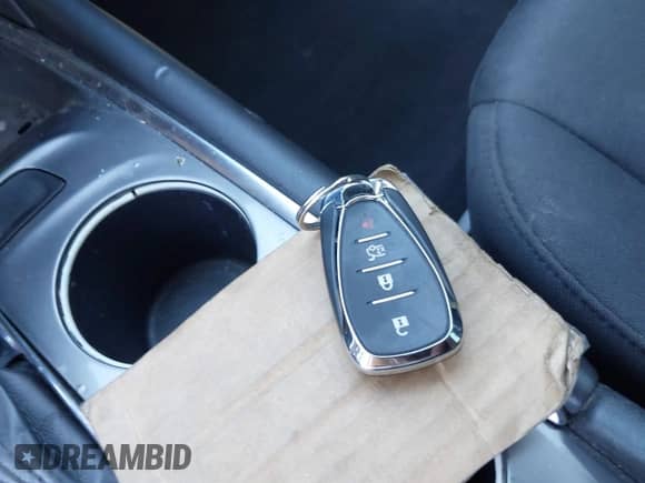 2016 Chevrolet Malibu LT z VIN 1G1ZE5ST0GF292956, wystawiony jako IAAI lot #43545640 z przebiegiem 156 966 mil mil oraz . Historia ofert i sprzedaży dostępna na DreamBid. Obrazek 11.