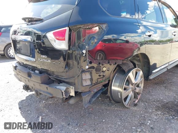 ✅ 2013 Nissan Pathfinder SV • VIN: 5N1AR2MM0DC656931 • Lot: 43086513. Listed on IAAI with 116,526 mi. Free auction sales archive from the USA and detailed vehicle history report at DreamBid. Image 6.