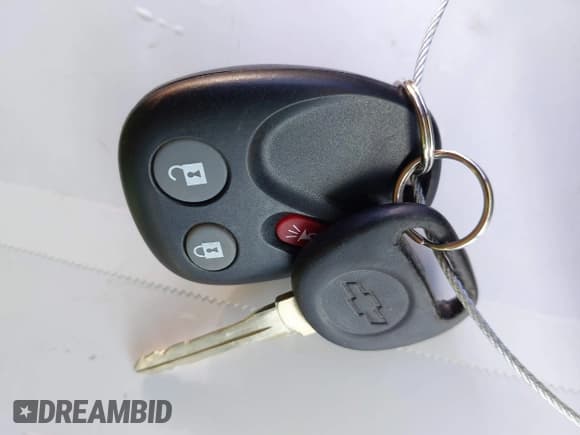 ✅ 2006 Chevrolet Equinox LS • VIN: 2CNDL23F366037611 • Лот: 42276986. Опубликован ранее на IAAI с пробегом 307 787 миль. Бесплатный доступ к архиву аукционных продаж из США и подробный отчёт об истории автомобиля на DreamBid. Изображение 11.