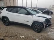 ✅ 2025 Jeep Compass Trailhawk • VIN: 3C4NJDDN1ST583944 • Лот: 93676855. Опубликован ранее на Copart с пробегом Не указан. Бесплатный доступ к архиву аукционных продаж из США и подробный отчёт об истории автомобиля на DreamBid. Изображение 4.