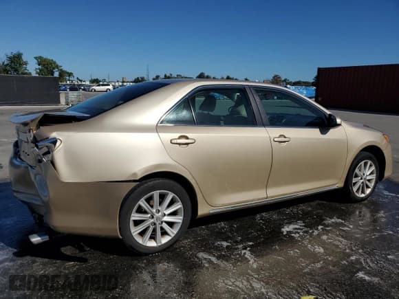 ✅ 2012 Toyota Camry SE • VIN: 4T1BF1FK9CU169450 • Lot: 93176765. Wystawiony na Copart z przebiegiem 132 314 mil. Bezpłatny archiwum sprzedaży aukcyjnych z USA i szczegółowy raport historii pojazdu na DreamBid. Zdjęcie 3.