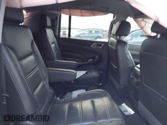 ✅ 2020 GMC Yukon XL Denali • VIN: 1GKS2HKJ9LR162043 • Lot: 41351046. Wystawiony na IAAI z przebiegiem 93 358 mil. Bezpłatny archiwum sprzedaży aukcyjnych z USA i szczegółowy raport historii pojazdu na DreamBid. Zdjęcie 8.