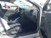 ✅ 2010 Volkswagen Jetta S • VIN: 3VWKX7AJ6AM668675 • Lot: 43542919. Wystawiony na IAAI z przebiegiem 143 059 mil. Bezpłatny archiwum sprzedaży aukcyjnych z USA i szczegółowy raport historii pojazdu na DreamBid. Zdjęcie 5.