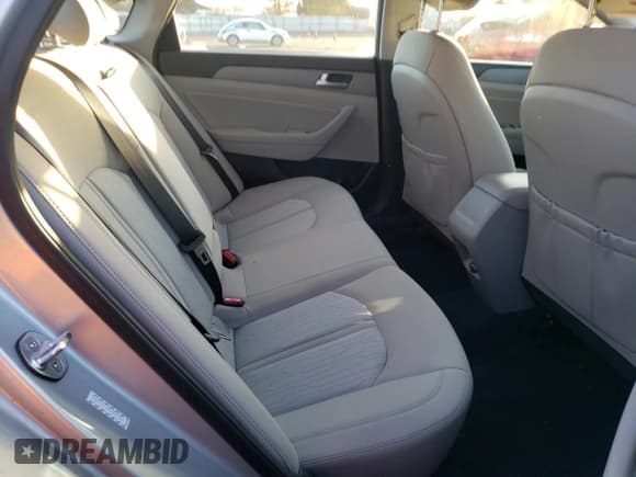 ✅ 2017 Hyundai Sonata SE • VIN: KMHE24L10HA060440 • Lot: 68864442. Wystawiony na Copart z przebiegiem 97 674 mil. Bezpłatny archiwum sprzedaży aukcyjnych z USA i szczegółowy raport historii pojazdu na DreamBid. Zdjęcie 10.