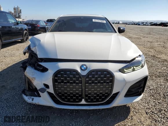 ✅ 2022 BMW 4 Series 430i • VIN: WBA53AP09NCK16571 • Lot: 81747605. Listed on Copart with 41,341 mi. Free auction sales archive from the USA and detailed vehicle history report at DreamBid. Image 5.