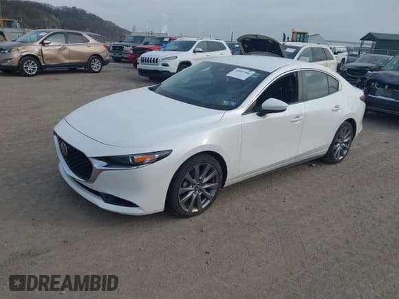 ✅ 2019 Mazda 3 Preferred • VIN: 3MZBPADL4KM106317 • Лот: 42007588. Опубликован ранее на IAAI с пробегом 45 470 миль. Бесплатный доступ к архиву аукционных продаж из США и подробный отчёт об истории автомобиля на DreamBid. Изображение 2.