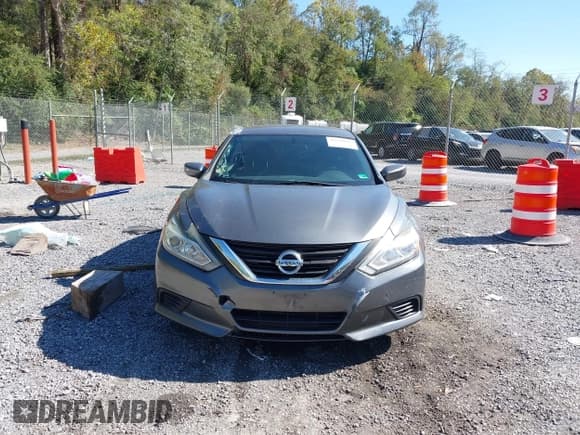 ✅ 2016 Nissan Altima S • VIN: 1N4AL3AP4GC178095 • Lot: 43263033. Listed on IAAI with 195,054 mi. Free auction sales archive from the USA and detailed vehicle history report at DreamBid. Image 12.