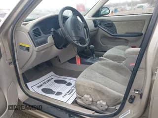 ✅ 2001 Hyundai Elantra GLS • VIN: KMHDN45D11U198194 • Lot: 41522286. Wystawiony na IAAI z przebiegiem 157 334 mil. Bezpłatny archiwum sprzedaży aukcyjnych z USA i szczegółowy raport historii pojazdu na DreamBid. Zdjęcie 5.