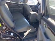 ✅ 2010 Hyundai Santa Fe GLS • VIN: 5NMSG3AB1AH387200 • Lot: 43576734. Listed on IAAI with 265,195 mi. Free auction sales archive from the USA and detailed vehicle history report at DreamBid. Image 8.