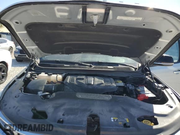 ✅ 2023 Jeep Wagoneer Series II Carbide • VIN: 1C4SJVBPXPS515860 • Lot: 43043645. Listed on Copart with 16,875 mi. Free auction sales archive from the USA and detailed vehicle history report at DreamBid. Image 12.