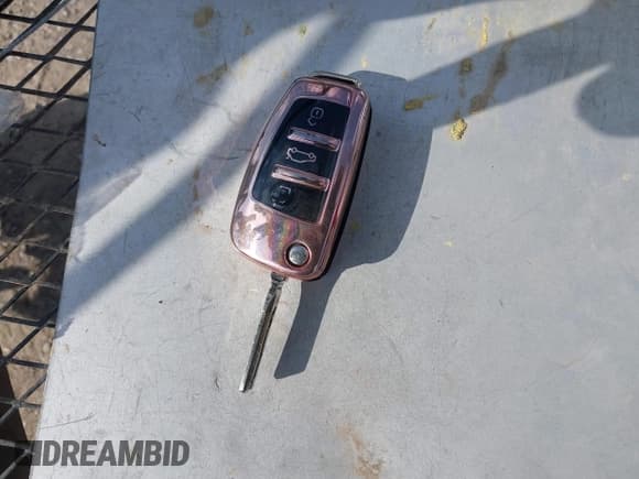 ✅ 2007 Audi A4 2.0T • VIN: WAUAF78E27A102395 • Лот: 42018440. Опубликован ранее на IAAI с пробегом 119 625 миль. Бесплатный доступ к архиву аукционных продаж из США и подробный отчёт об истории автомобиля на DreamBid. Изображение 11.