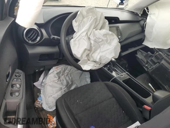 ✅ 2021 Nissan Kicks SV • VIN: 3N1CP5CV9ML470438 • Lot: 82493035. Wystawiony na Copart z przebiegiem 91 267 mil. Bezpłatny archiwum sprzedaży aukcyjnych z USA i szczegółowy raport historii pojazdu na DreamBid. Zdjęcie 8.