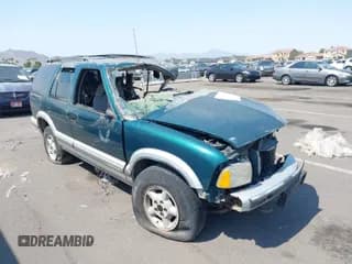 ✅ 1997 Chevrolet Blazer LS • VIN: 1GNDT13W7V2119309 • Lot: 39621303. Wystawiony na IAAI z przebiegiem Nie podano. Bezpłatny archiwum sprzedaży aukcyjnych z USA i szczegółowy raport historii pojazdu na DreamBid. Zdjęcie 1.