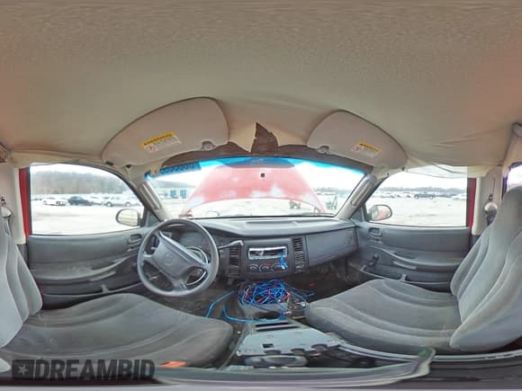 ✅ 2002 Dodge Dakota • VIN: 1B7FL16X92S669659 • Lot: 86835994. Wystawiony na Copart z przebiegiem 134 893 mil. Bezpłatny archiwum sprzedaży aukcyjnych z USA i szczegółowy raport historii pojazdu na DreamBid. Zdjęcie 13.