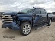 ✅ 2022 Chevrolet Silverado 1500 High Country • VIN: 1GCPAFED9NZ631102 • Лот: 71194294. Опубликован ранее на Copart с пробегом 48 027 миль. Бесплатный доступ к архиву аукционных продаж из США и подробный отчёт об истории автомобиля на DreamBid. Изображение 1.
