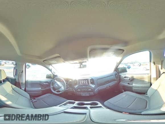 ✅ 2020 Chevrolet Silverado 1500 Custom • VIN: 3GCPWBEK9LG426370 • Lot: 85724404. Wystawiony na Copart z przebiegiem 62 638 mil. Bezpłatny archiwum sprzedaży aukcyjnych z USA i szczegółowy raport historii pojazdu na DreamBid. Zdjęcie 13.