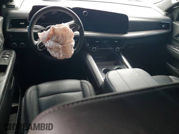 2025 Chevrolet Tahoe Z71 z VIN 1GNS6PRD5SR266643, wystawiony jako Copart lot #90061725 z przebiegiem Nie podano mil oraz Czysty tytuł • Clean title. Historia ofert i sprzedaży dostępna na DreamBid. Obrazek 8.