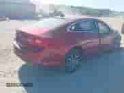 2018 Chevrolet Malibu LT z VIN 1G1ZD5ST7JF276733, wystawiony jako IAAI lot #43085613 z przebiegiem 94 354 mil mil oraz . Historia ofert i sprzedaży dostępna na DreamBid. Obrazek 4.