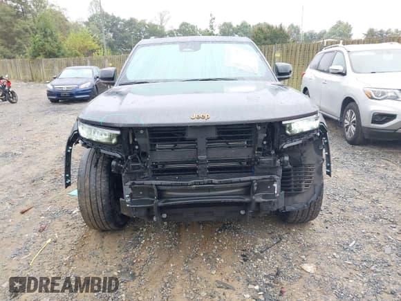✅ 2023 Jeep Grand Cherokee Limited • VIN: 1C4RJKBG9P8702355 • Lot: 43134647. Listed on IAAI with 48,888 mi. Free auction sales archive from the USA and detailed vehicle history report at DreamBid. Image 6.