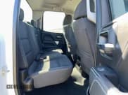 ✅ 2019 Chevrolet Silverado 1500 LT • VIN: 2GCRCPEC3K1163680 • Lot: 89691865. Wystawiony na Copart z przebiegiem 139 881 mil. Bezpłatny archiwum sprzedaży aukcyjnych z USA i szczegółowy raport historii pojazdu na DreamBid. Zdjęcie 6.