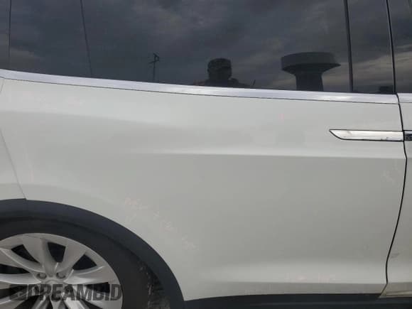 ✅ 2021 Tesla Model X Long Range Plus • VIN: 5YJXCBE21MF320673 • Lot: 71157765. Wystawiony na Copart z przebiegiem Nie podano. Bezpłatny archiwum sprzedaży aukcyjnych z USA i szczegółowy raport historii pojazdu na DreamBid. Zdjęcie 11.