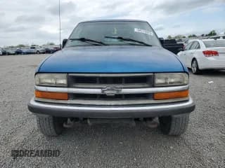 ✅ 2000 Chevrolet S-10 LS • VIN: 1GCDT19W0YK211205 • Лот: 54510325. Опубликован ранее на Copart с пробегом 155 665 миль. Бесплатный доступ к архиву аукционных продаж из США и подробный отчёт об истории автомобиля на DreamBid. Изображение 5.