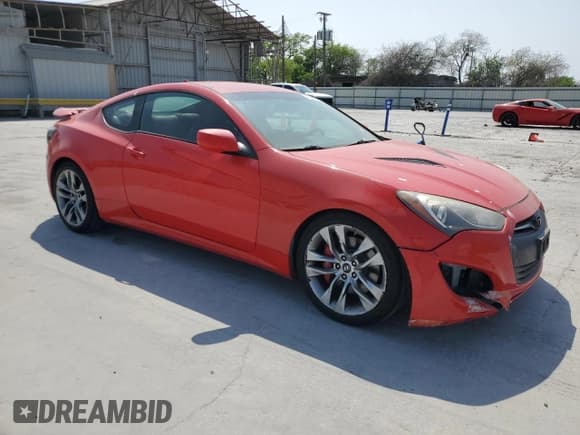 ✅ 2013 Hyundai Genesis Coupe R-Spec • VIN: KMHHU6KJ9DU111818 • Lot: 50524205. Wystawiony na Copart z przebiegiem 113 465 mil. Bezpłatny archiwum sprzedaży aukcyjnych z USA i szczegółowy raport historii pojazdu na DreamBid. Zdjęcie 4.