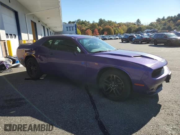 ✅ 2019 Dodge Challenger SXT • VIN: 2C3CDZGG5KH545574 • Lot: 87307175. Wystawiony na Copart z przebiegiem 77 947 mil. Bezpłatny archiwum sprzedaży aukcyjnych z USA i szczegółowy raport historii pojazdu na DreamBid. Zdjęcie 4.