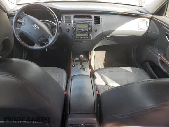 ✅ 2011 Hyundai Azera Limited • VIN: KMHFC4DF3BA537090 • Lot: 74337554. Listed on Copart with Not provided. Free auction sales archive from the USA and detailed vehicle history report at DreamBid. Image 8.