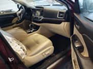 ✅ 2014 Toyota Highlander Limited • VIN: 5TDDKRFH8ES044703 • Лот: 43693623. Опубликован ранее на IAAI с пробегом 113 928 миль. Бесплатный доступ к архиву аукционных продаж из США и подробный отчёт об истории автомобиля на DreamBid. Изображение 5.