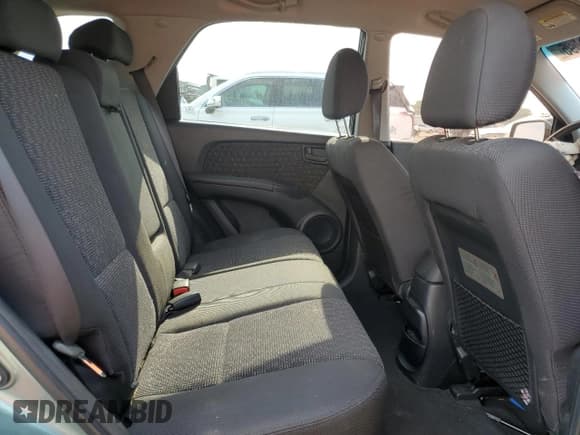 ✅ 2007 Kia Sportage LX • VIN: KNDJF724X77450865 • Lot: 66811595. Wystawiony na Copart z przebiegiem 119 710 mil. Bezpłatny archiwum sprzedaży aukcyjnych z USA i szczegółowy raport historii pojazdu na DreamBid. Zdjęcie 11.