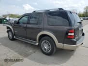 ✅ 2006 Ford Explorer Eddie Bauer • VIN: 1FMEU74EX6UA24764 • Lot: 55157275. Wystawiony na Copart z przebiegiem 162 220 mil. Bezpłatny archiwum sprzedaży aukcyjnych z USA i szczegółowy raport historii pojazdu na DreamBid. Zdjęcie 2.