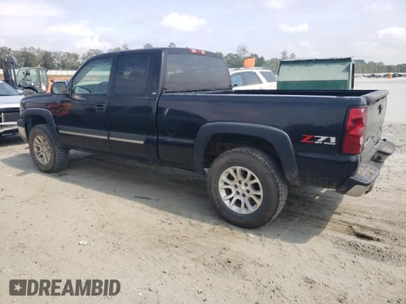 ✅ 2003 Chevrolet Silverado 1500 LS • VIN: 1GCEK19T43E379160 • Лот: 69958464. Опубликован ранее на Copart с пробегом Не указан. Бесплатный доступ к архиву аукционных продаж из США и подробный отчёт об истории автомобиля на DreamBid. Изображение 2.