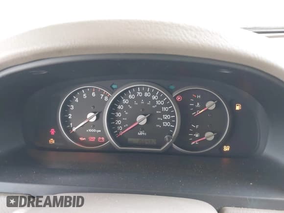 ✅ 2004 Kia Sedona LX • VIN: KNDUP131746540794 • Lot: 42241413. Listed on IAAI with 166,492 mi. Free auction sales archive from the USA and detailed vehicle history report at DreamBid. Image 7.