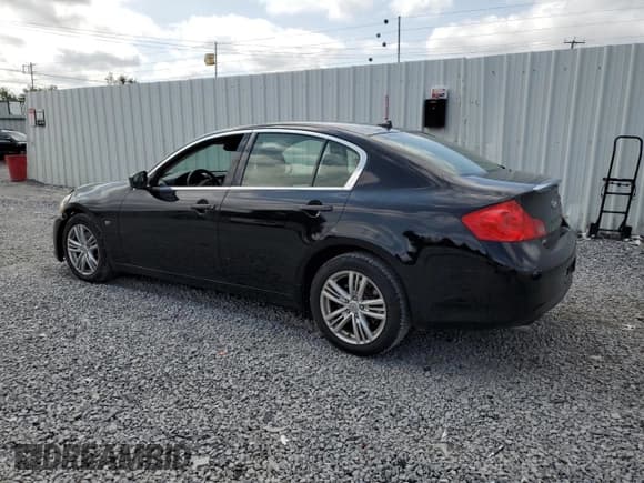 ✅ 2015 Infiniti Q40 • VIN: JN1CV6AR0FM650627 • Лот: 71500315. Опубликован ранее на Copart с пробегом 131 312 миль. Бесплатный доступ к архиву аукционных продаж из США и подробный отчёт об истории автомобиля на DreamBid. Изображение 2.