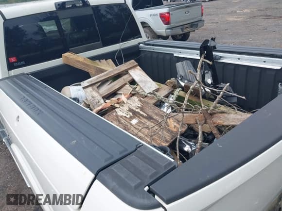 ✅ 2021 Ram 2500 Laramie • VIN: 3C6UR5FL7MG508092 • Lot: 43529843. Listed on IAAI with Not provided. Free auction sales archive from the USA and detailed vehicle history report at DreamBid. Image 17.