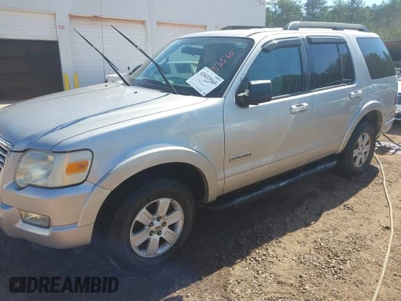 ✅ 2007 Ford Explorer XLT • VIN: 1FMEU63EX7UB74516 • Лот: 43433565. Опубликован ранее на IAAI с пробегом 237 174 миль. Бесплатный доступ к архиву аукционных продаж из США и подробный отчёт об истории автомобиля на DreamBid. Изображение 2.