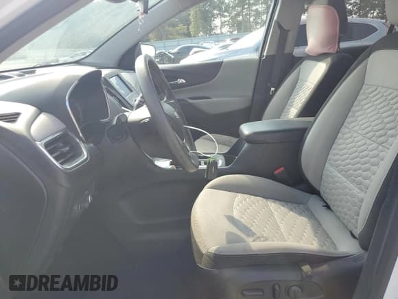 ✅ 2020 Chevrolet Equinox LS • VIN: 2GNAXFEV6L6241670 • Лот: 81007455. Опубликован ранее на Copart с пробегом 152 161 миль. Бесплатный доступ к архиву аукционных продаж из США и подробный отчёт об истории автомобиля на DreamBid. Изображение 7.