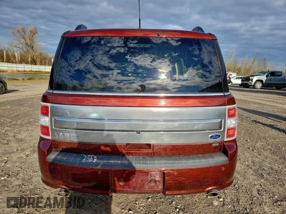 ✅ 2015 Ford Flex Limited • VIN: 2FMHK6D85FBA10980 • Lot: 94265675. Wystawiony na Copart z przebiegiem 71 396 mil. Bezpłatny archiwum sprzedaży aukcyjnych z USA i szczegółowy raport historii pojazdu na DreamBid. Zdjęcie 6.
