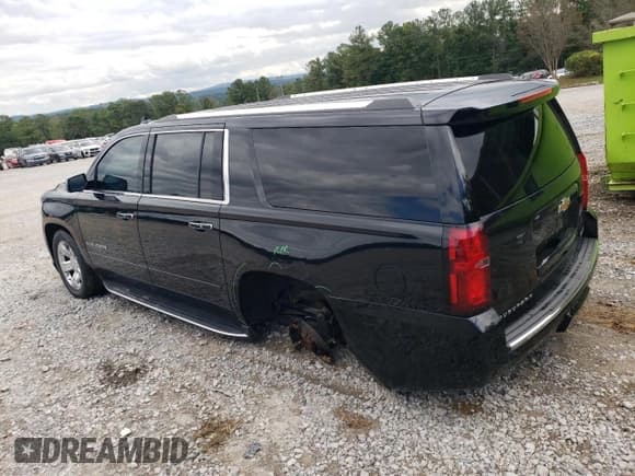 ✅ 2017 Chevrolet Suburban Premier • VIN: 1GNSKJKCXHR293937 • Lot: 73501094. Wystawiony na Copart z przebiegiem 76 240 mil. Bezpłatny archiwum sprzedaży aukcyjnych z USA i szczegółowy raport historii pojazdu na DreamBid. Zdjęcie 2.