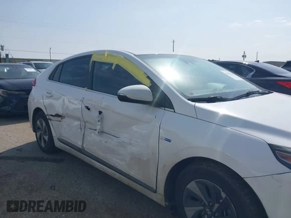 ✅ 2017 Hyundai Ioniq SEL • VIN: KMHC75LC4HU036849 • Lot: 41539706. Wystawiony na IAAI z przebiegiem 109 152 mil. Bezpłatny archiwum sprzedaży aukcyjnych z USA i szczegółowy raport historii pojazdu na DreamBid. Zdjęcie 6.