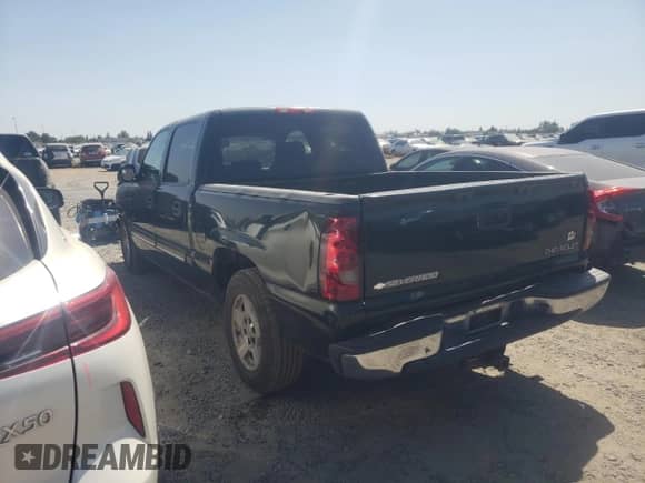 2005 Chevrolet Silverado 1500 LS z VIN 2GCEC13T151384441, wystawiony jako Copart lot #69667094 z przebiegiem 233 193 mil mil oraz Szkoda całkowita • Salvage title. Historia ofert i sprzedaży dostępna na DreamBid. Obrazek 2.
