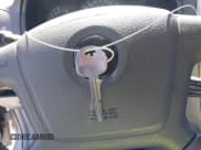 ✅ 2006 Kia Spectra • VIN: KNAFE161365208111 • Лот: 41886193. Опубликован ранее на IAAI с пробегом 292 535 миль. Бесплатный доступ к архиву аукционных продаж из США и подробный отчёт об истории автомобиля на DreamBid. Изображение 11.