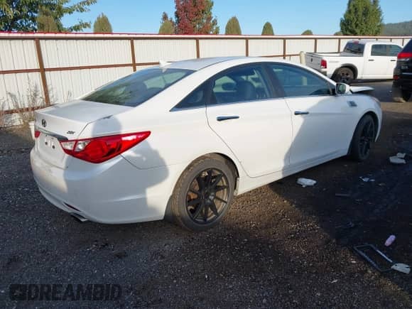 2011 Hyundai Sonata Limited с VIN 5NPEC4AB4BH189777, выставлен на аукционе IAAI как лот 43485009 с пробегом 198 430 миль миль и . История ставок и продаж доступна на DreamBid. Изображение 4.