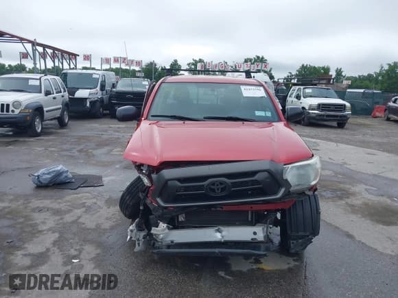 ✅ 2013 Toyota Tacoma • VIN: 5TFTX4CN7DX023442 • Lot: 42453596. Listed on IAAI with 93,905 mi. Free auction sales archive from the USA and detailed vehicle history report at DreamBid. Image 13.