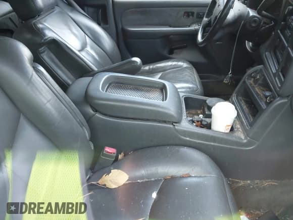 ✅ 2003 GMC Sierra 1500 SLT • VIN: 2GTEK19T131395656 • Lot: 43662563. Wystawiony na IAAI z przebiegiem 249 009 mil. Bezpłatny archiwum sprzedaży aukcyjnych z USA i szczegółowy raport historii pojazdu na DreamBid. Zdjęcie 5.