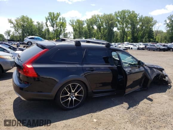 ✅ 2018 Volvo V90 • VIN: YV4A22NLXJ1027194 • Лот: 63905984. Опубликован ранее на Copart с пробегом 47 563 миль. Бесплатный доступ к архиву аукционных продаж из США и подробный отчёт об истории автомобиля на DreamBid. Изображение 3.