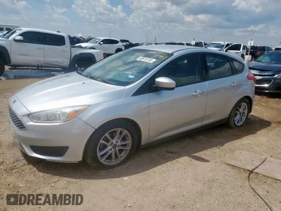 ✅ 2018 Ford Focus SE • VIN: 1FADP3K27JL250967 • Лот: 68615745. Опубликован ранее на Copart с пробегом 115 645 миль. Бесплатный доступ к архиву аукционных продаж из США и подробный отчёт об истории автомобиля на DreamBid. Изображение 1.
