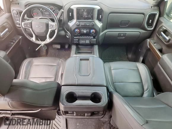 ✅ 2020 Chevrolet Silverado 1500 RST • VIN: 3GCUYEED1LG327171 • Lot: 81373855. Listed on Copart with 86,544 mi. Free auction sales archive from the USA and detailed vehicle history report at DreamBid. Image 8.